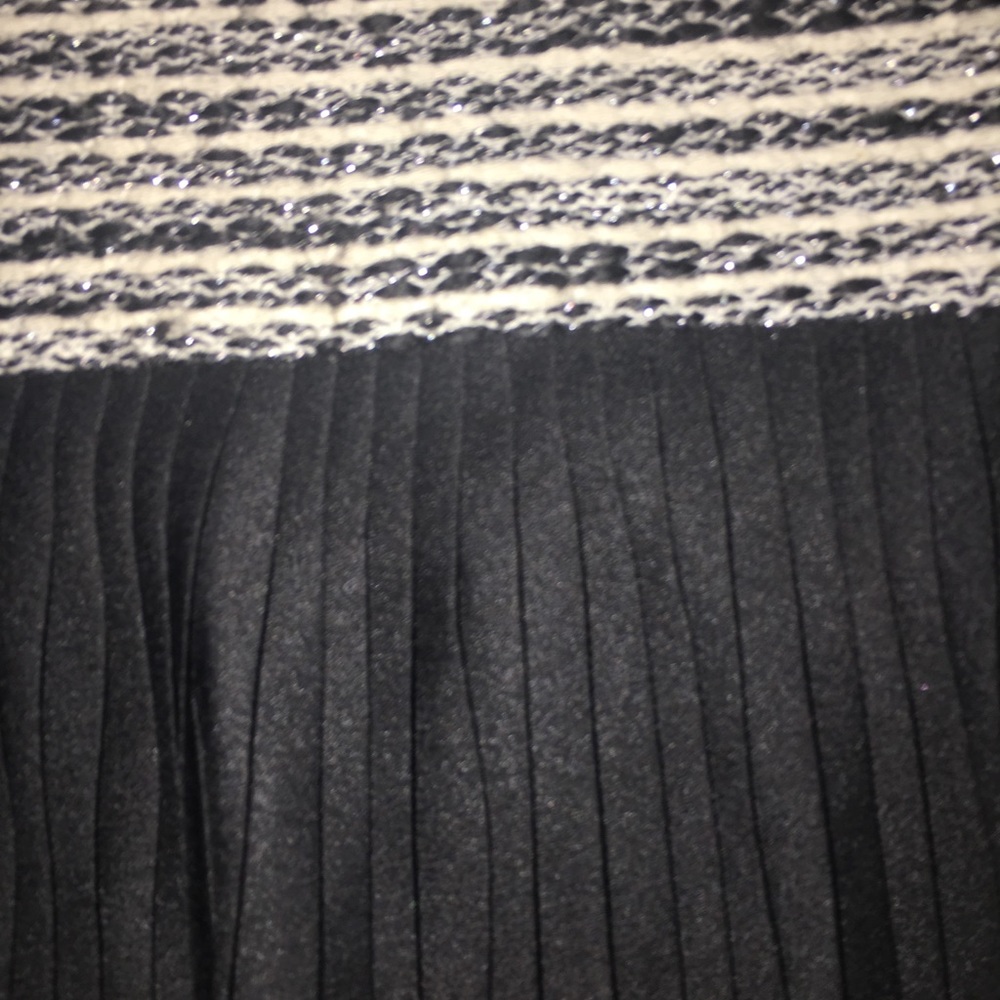 Blouse - Picture 6 of 7